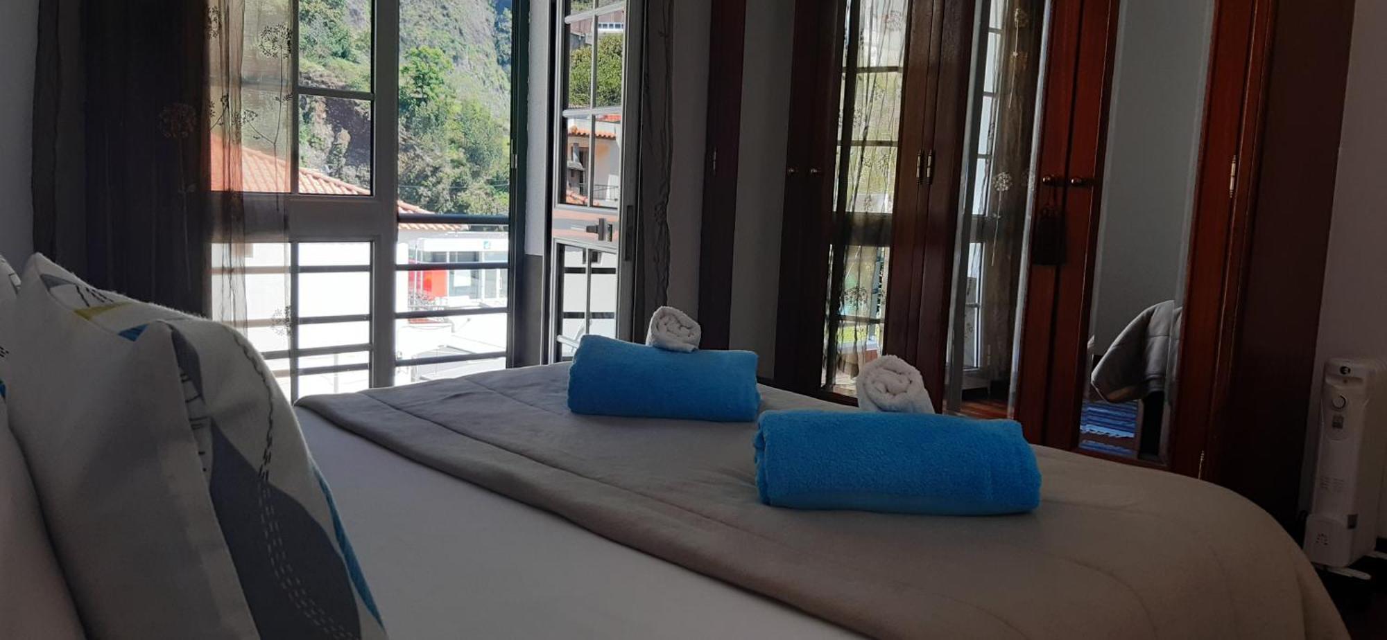 Valley Of Nuns Holiday Apartments Curral Das Freiras Rum bild